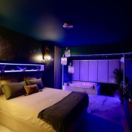 Flower Suite And Spa La Seyne-sur-Mer Exterior photo
