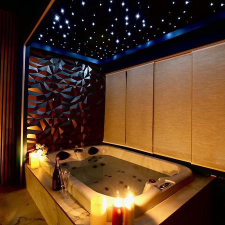Flower Suite And Spa La Seyne-sur-Mer Exterior photo